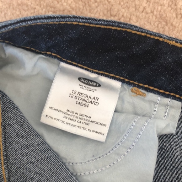 Old Navy girls cropped jeans - Picture 5 of 6